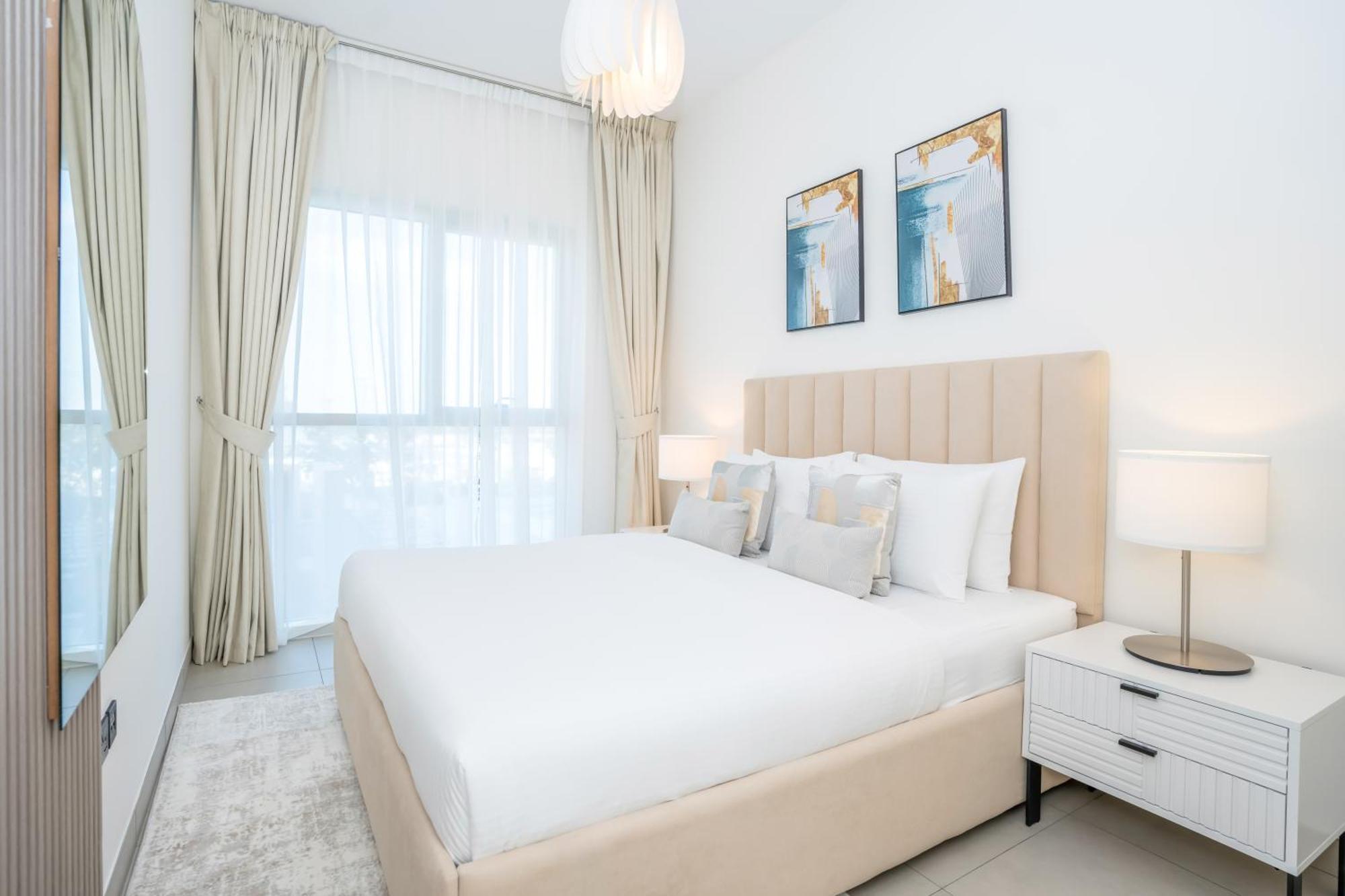 Cozy 2br In Hills * Dubai